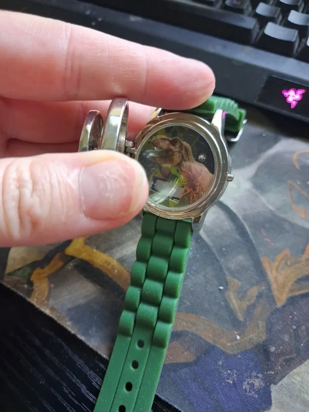 Jurassic Park watch **needs battery**